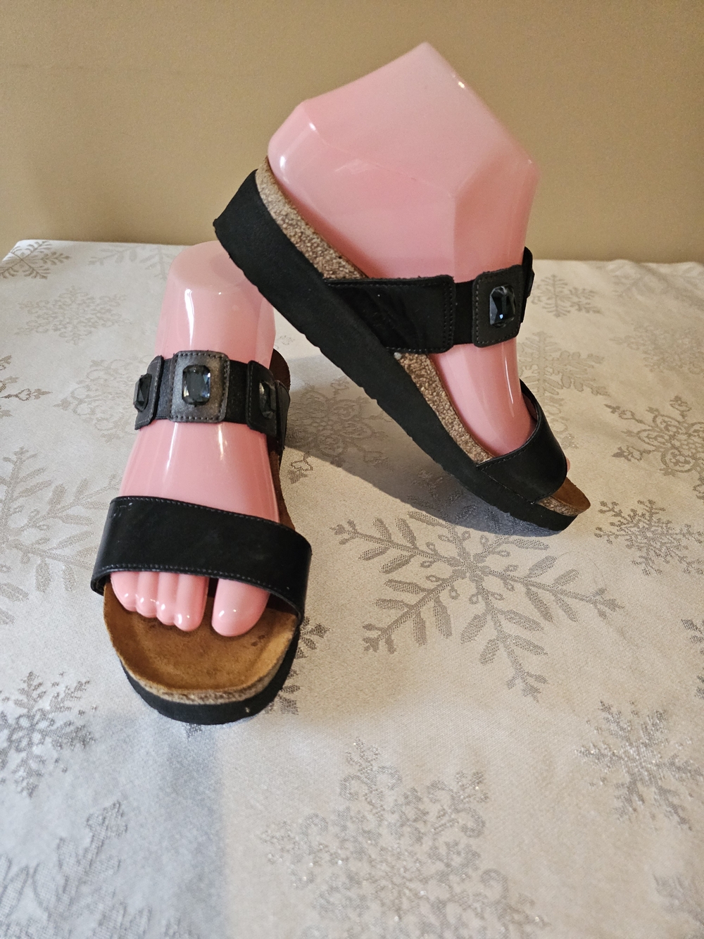 Naot Black Sandals Ashley Two-Strap Elastic Strap Leather Rhinstones Comfy Sz 38